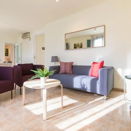 Be Eixample Urquinaona Ii Apartman *