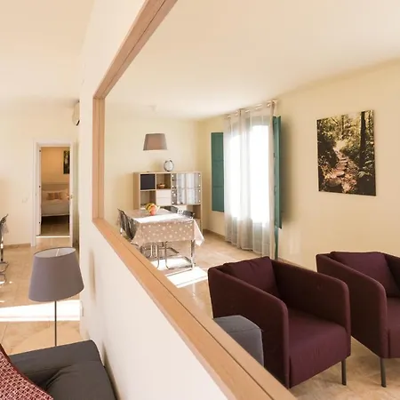 Be Eixample Urquinaona Ii Apartman *