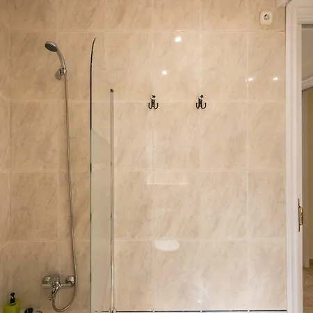 Apartamento Be Eixample Urquinaona Ii *