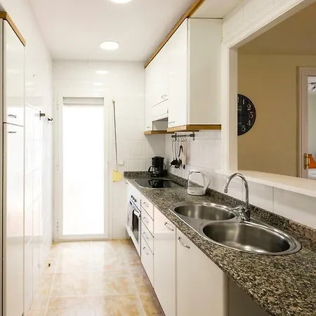 Be Eixample Urquinaona Ii Apartman *